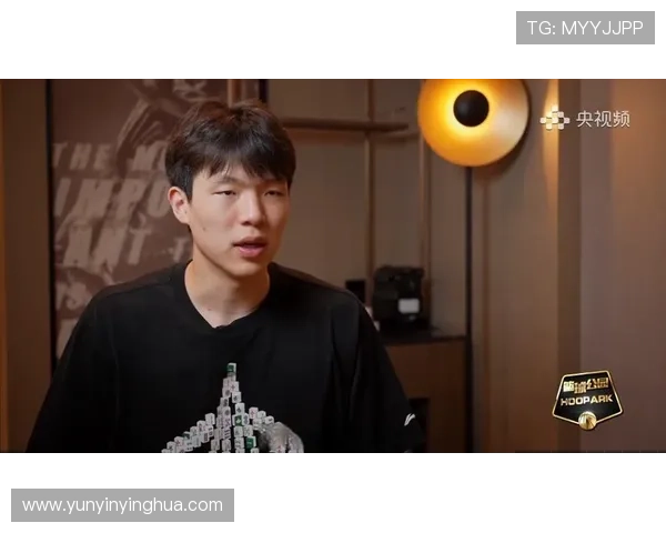 杨瀚森三分出手如弓箭直射篮筐精准无误展现绝佳射术