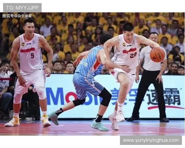 比尔西蒙斯看好黄蜂前景期待三球表现提升赢得球迷信任